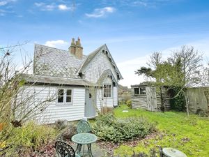 North Lodge- click for photo gallery